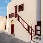 Lejlighedshotel Sunset Paraportiani 3*