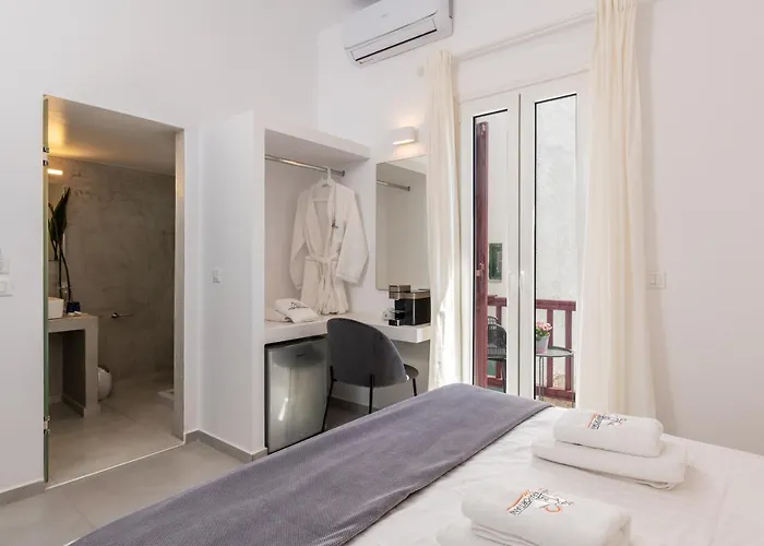 Sunset Paraportiani 3*